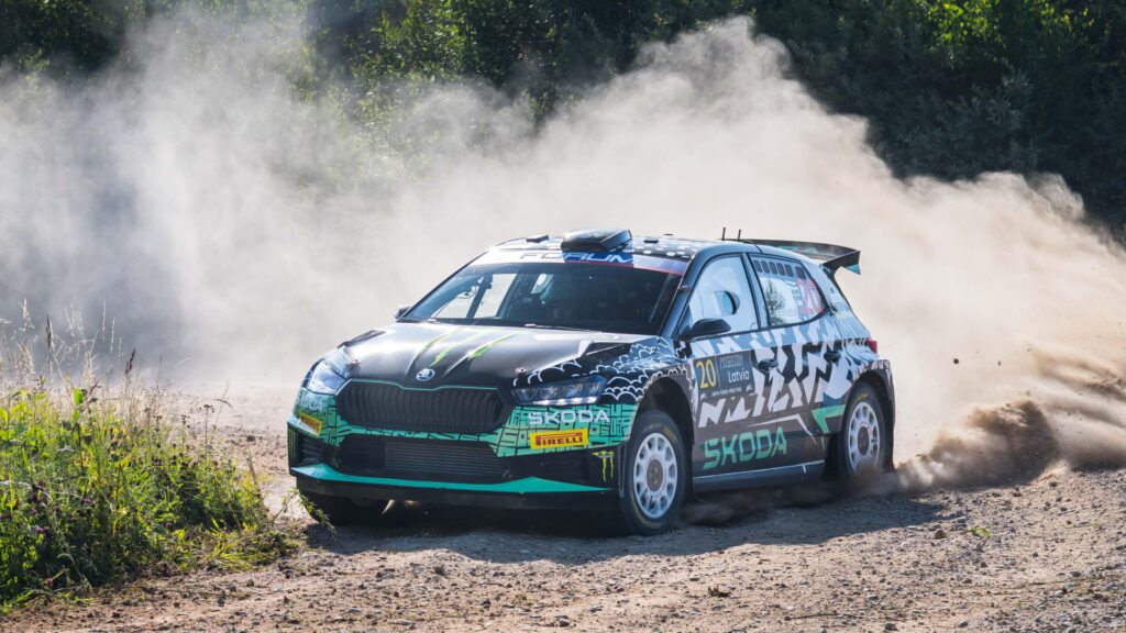 rally-latvia-wrc2-victory-and-overall-lead-for-skoda-fabia-rs-rally-driver-oliver-solberg