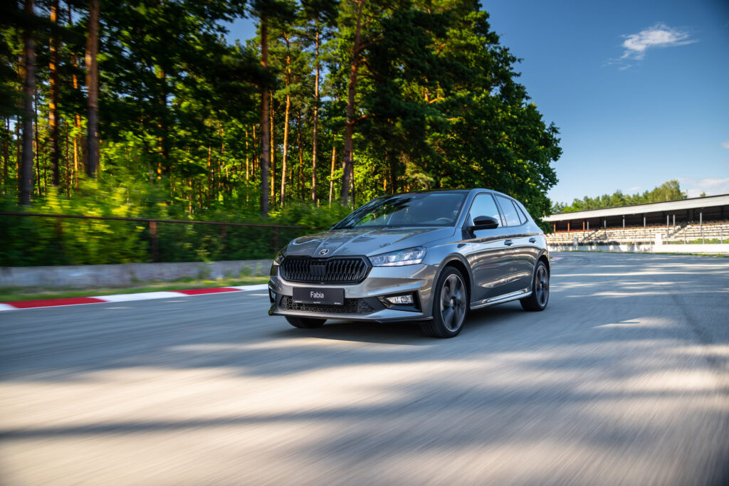 Fabia and Kamiq Monte Carlo on the Riga circuit