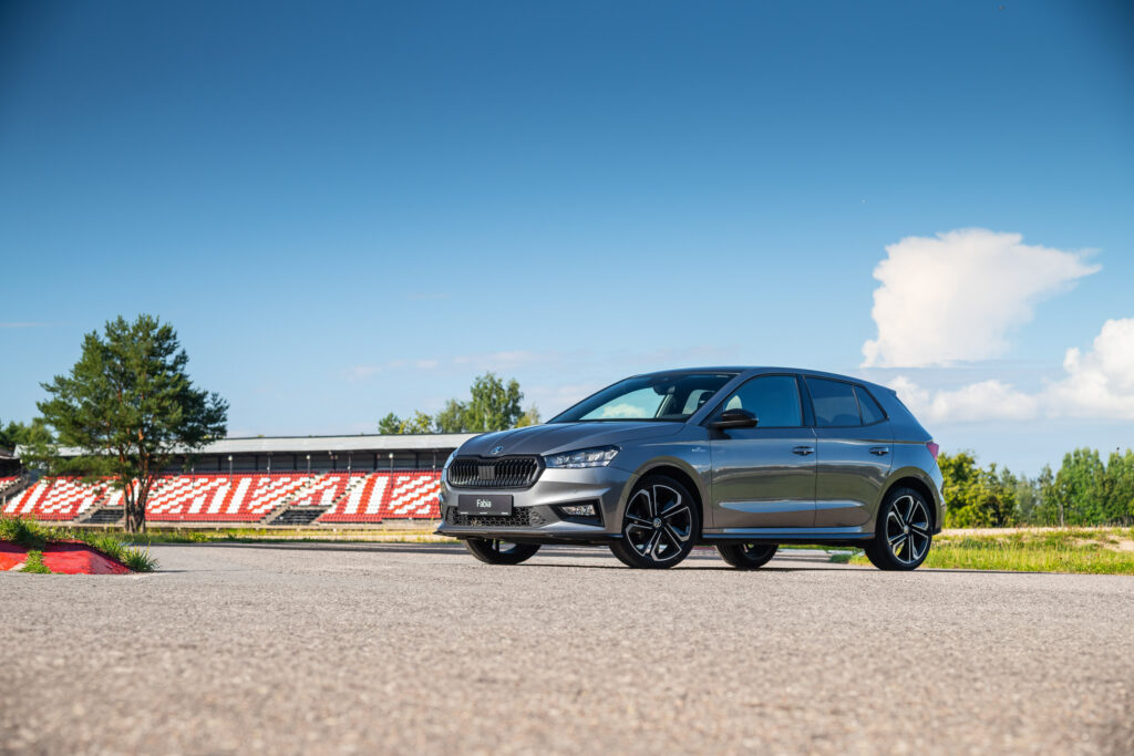 Fabia and Kamiq Monte Carlo on the Riga circuit