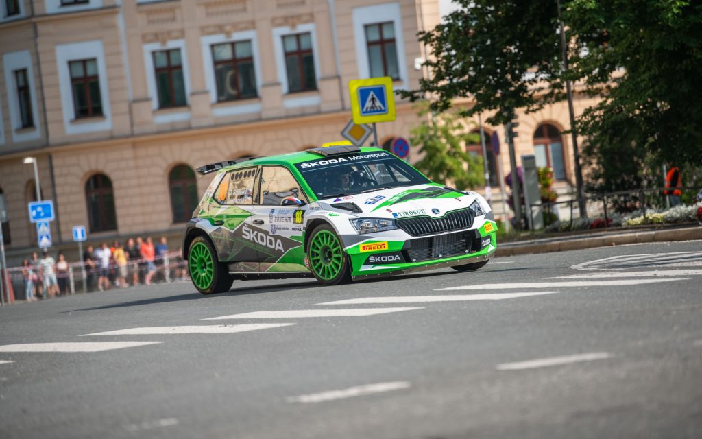 perfect-celebration-on-rally-bohemia